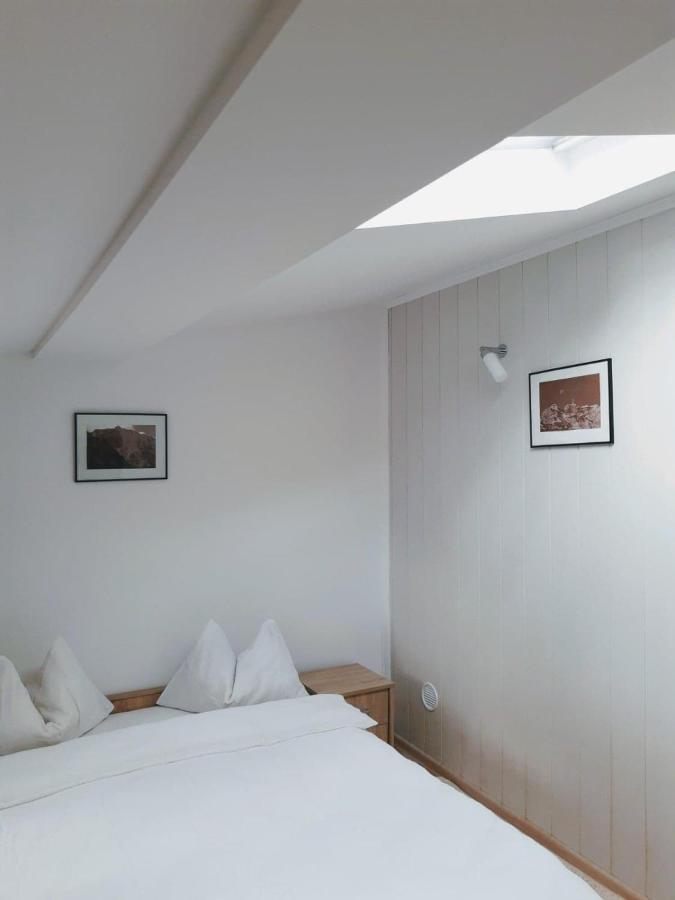 Casa Cu Flori Hotell Buşteni Exteriör bild